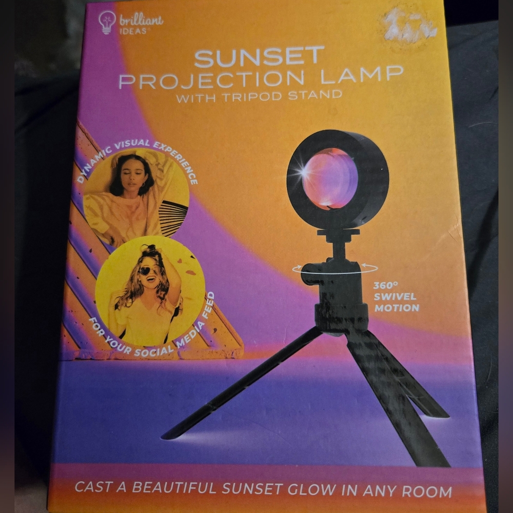 Sunset Projection Lamp with Tripod Stand